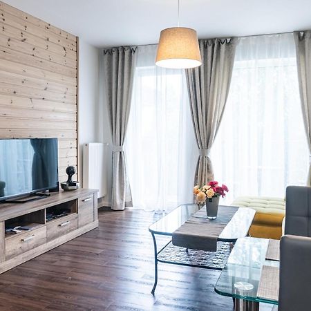 Apartment Lucy - Primo Tatry Stary Smokovec วิสโซเค ดาตรี ภายนอก รูปภาพ